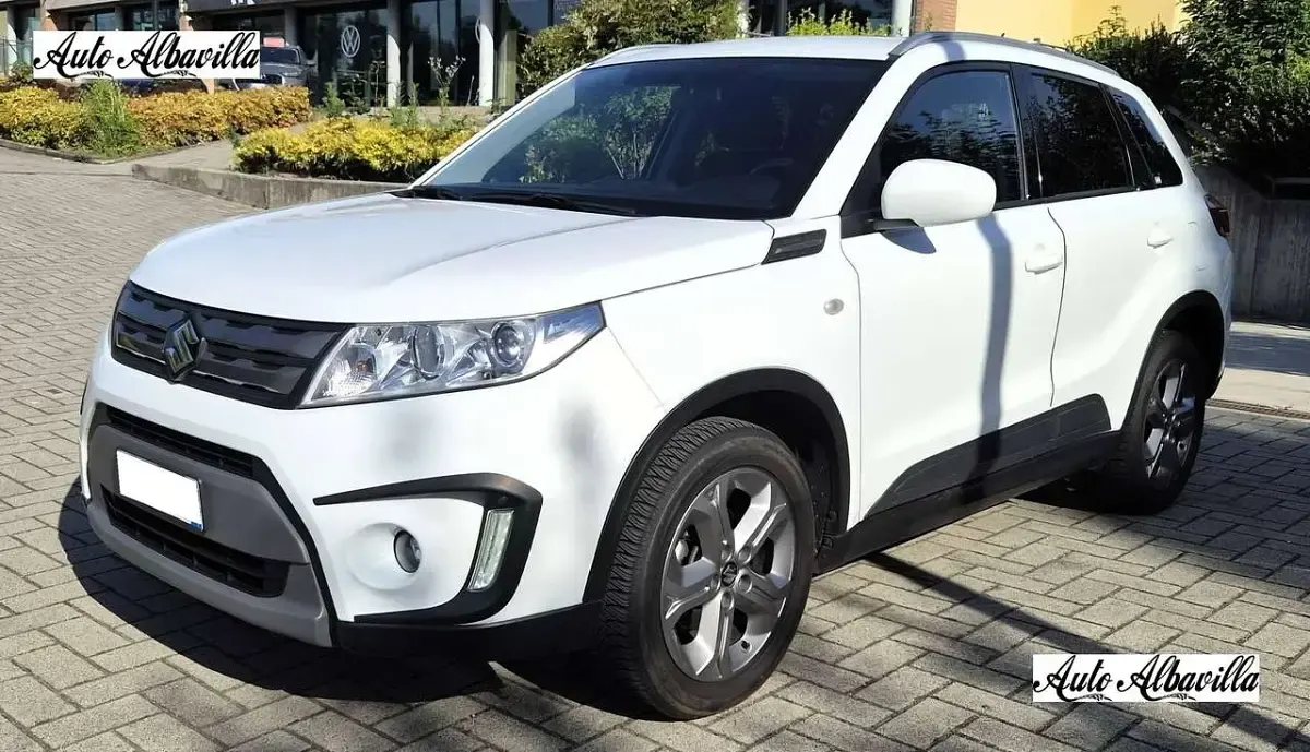 Usata Suzuki Vitara 120 CV (88 kW) 2017 Bianco SUV