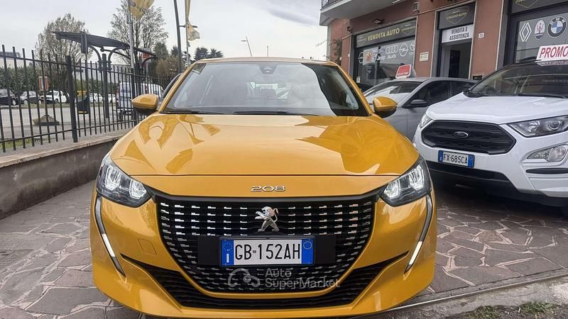 Usata Peugeot 208 Active 75 CV (55 kW) 2020 Oro Utilitaria