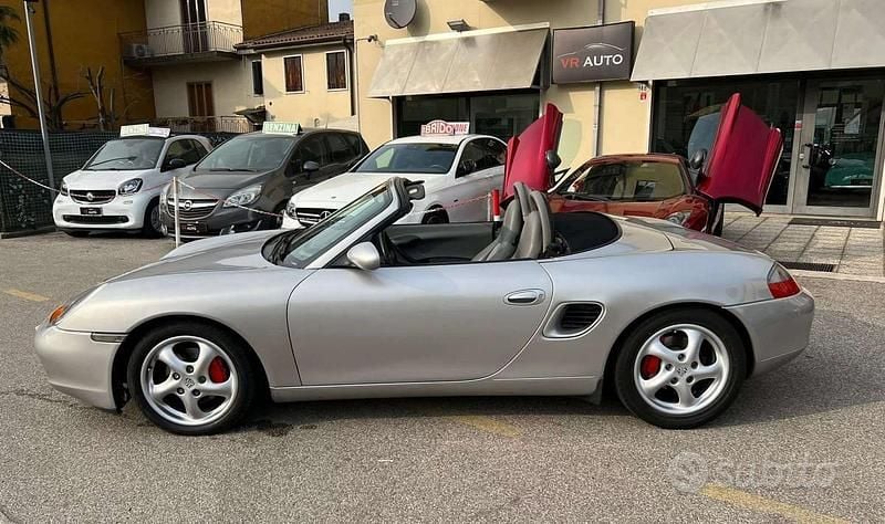 Usata Porsche Boxster 207 CV (152 kW) 1997 Grigio Cabrio