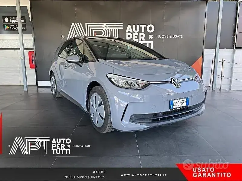 Usata VW ID.3 Pro Performance 150 kW (204 CV) 2023 Grigio Utilitaria