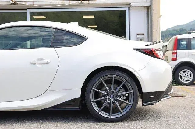 Usata Subaru BRZ 234 CV (172 kW) 2024 Bianco Coupé