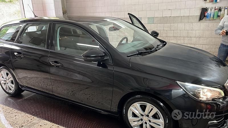 Usata Peugeot 308 SW 2017 Nero Station wagon