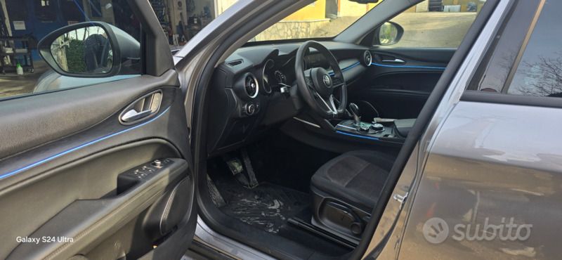 Usata Alfa Romeo Stelvio 180 CV (132 kW) 2018 Grigio SUV