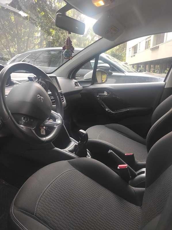 Usata Peugeot 208 Active 82 CV (60 kW) 2017 Utilitaria