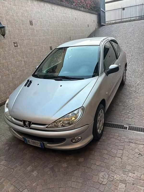 Usata Peugeot 206 75 CV (55 kW) 2007 Grigio Berlina