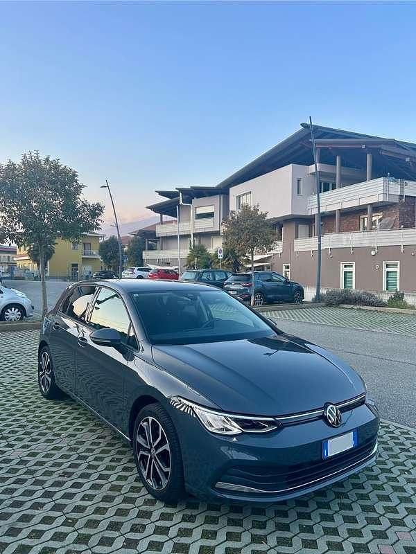 Usata VW Golf VII Style 150 CV (110 kW) 2021 Utilitaria