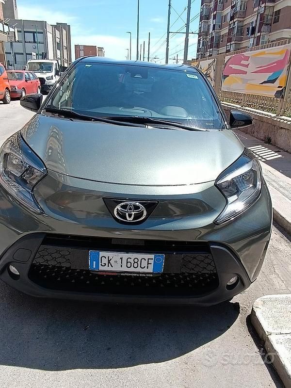 Usata Toyota Aygo X 72 CV (52 kW) 2022 Verde SUV