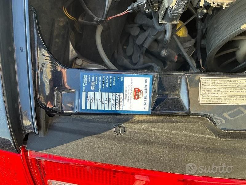 Usata Porsche 911 Carrera Cabriolet 272 CV (200 kW) 1995 Blu Cabrio