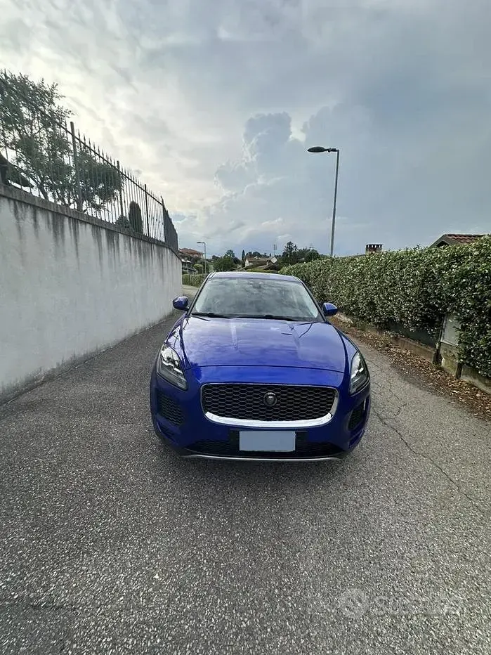 Usata Jaguar E-Pace SE 150 CV (110 kW) 2018 Blu SUV