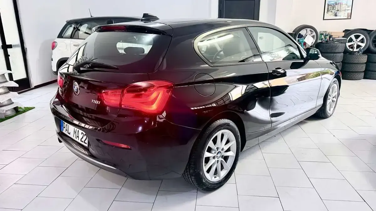 Usata BMW 118 136 CV (100 kW) 2015 Nero Utilitaria