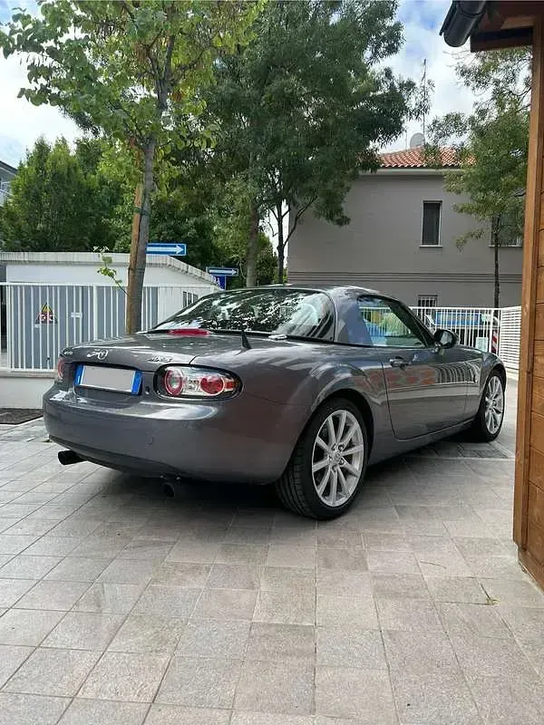 Usata Mazda MX5 High 160 CV (117 kW) 2007 Cabrio