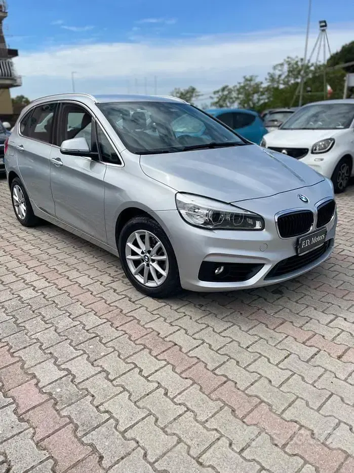 Usata BMW 216 Active Tourer Luxury Line 116 CV (85 kW) 2017 Grigio Monovolume