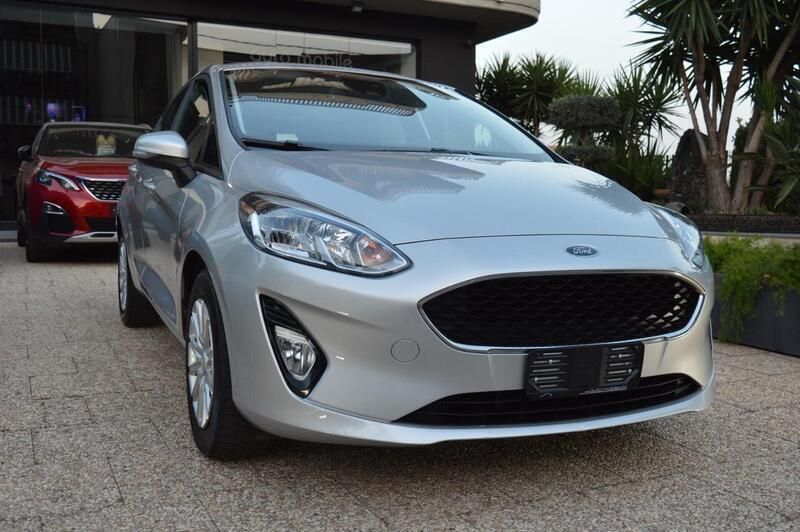 Grigio Usata 2020 Ford Fiesta Business Edition Due volumi | 12.999 € (Buon prezzo) - Immagine 1/4