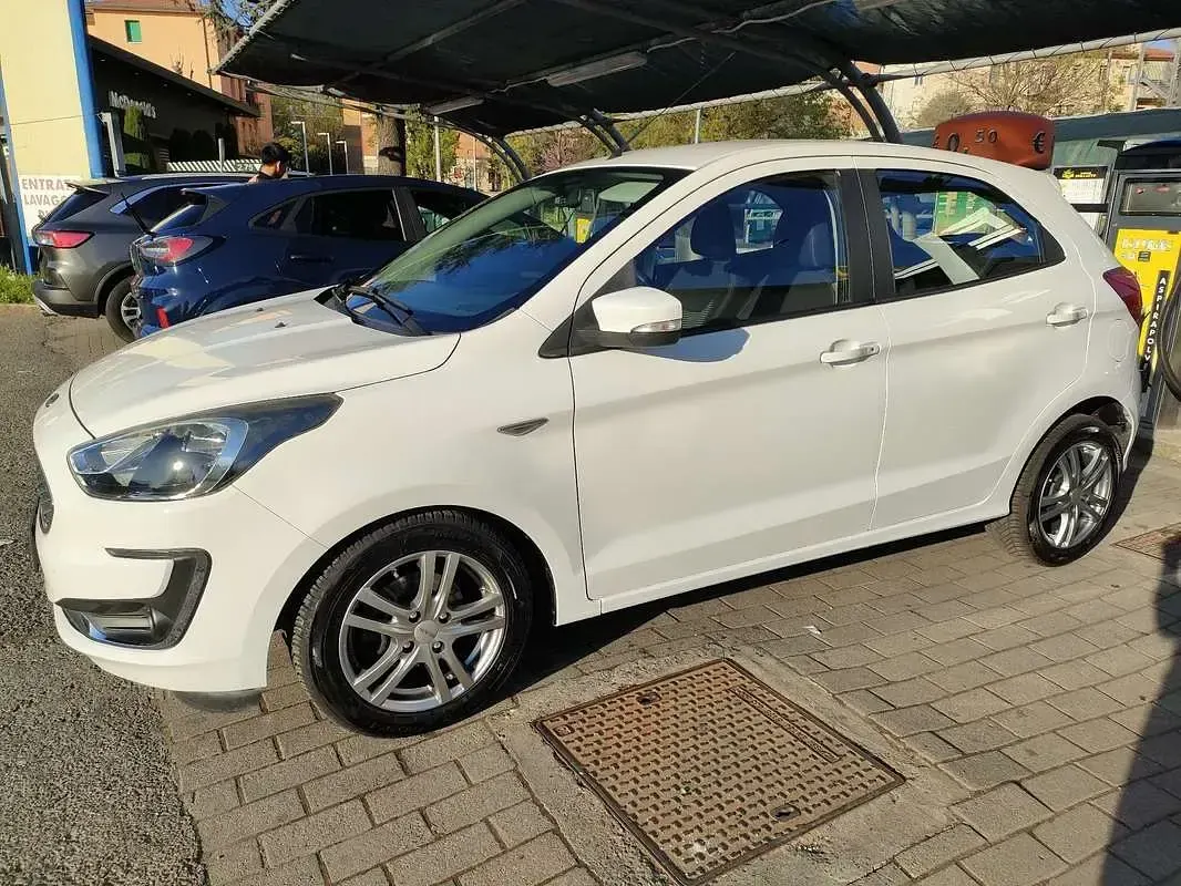 Usata Ford Ka Plus Ultimate 86 CV (63 kW) 2019 Utilitaria