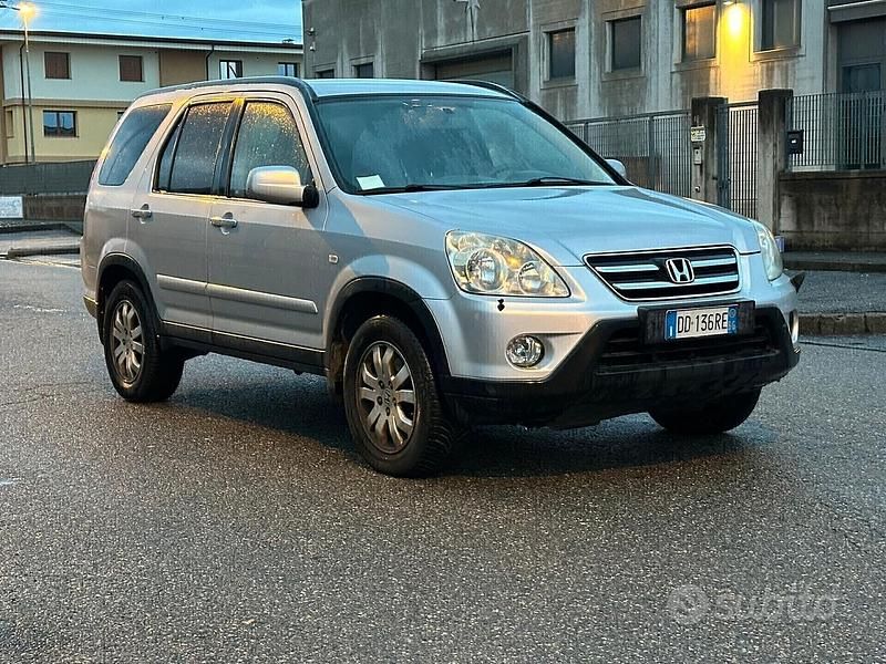 Grigio Usata 2007 Honda CR-V Comfort SUV | 3999 € (Buon prezzo) - Immagine 1/4