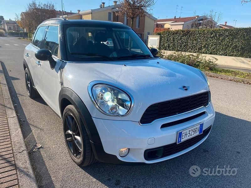 Usata Mini Cooper S Countryman 184 CV (135 kW) 2010 Bianco SUV