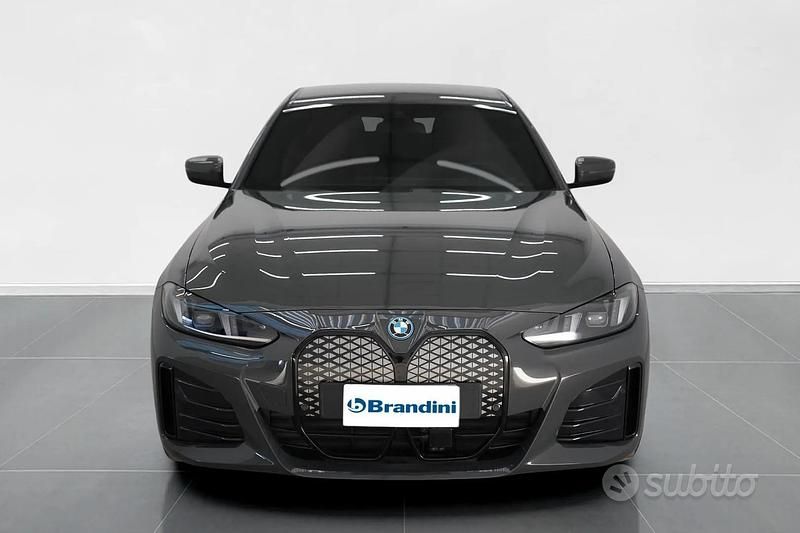 Nuova BMW i4 Sport Line 294 kW (401 CV) 2025 Grigio Berlina