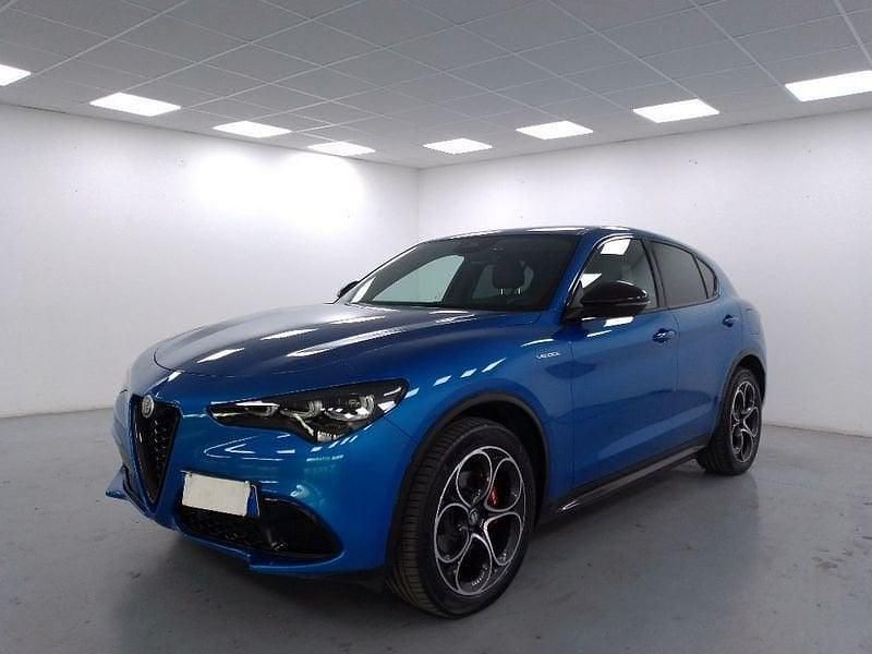 Blu Usata 2024 Alfa Romeo Stelvio Veloce SUV | 45.990 € (Molto cara) - Immagine 1/4