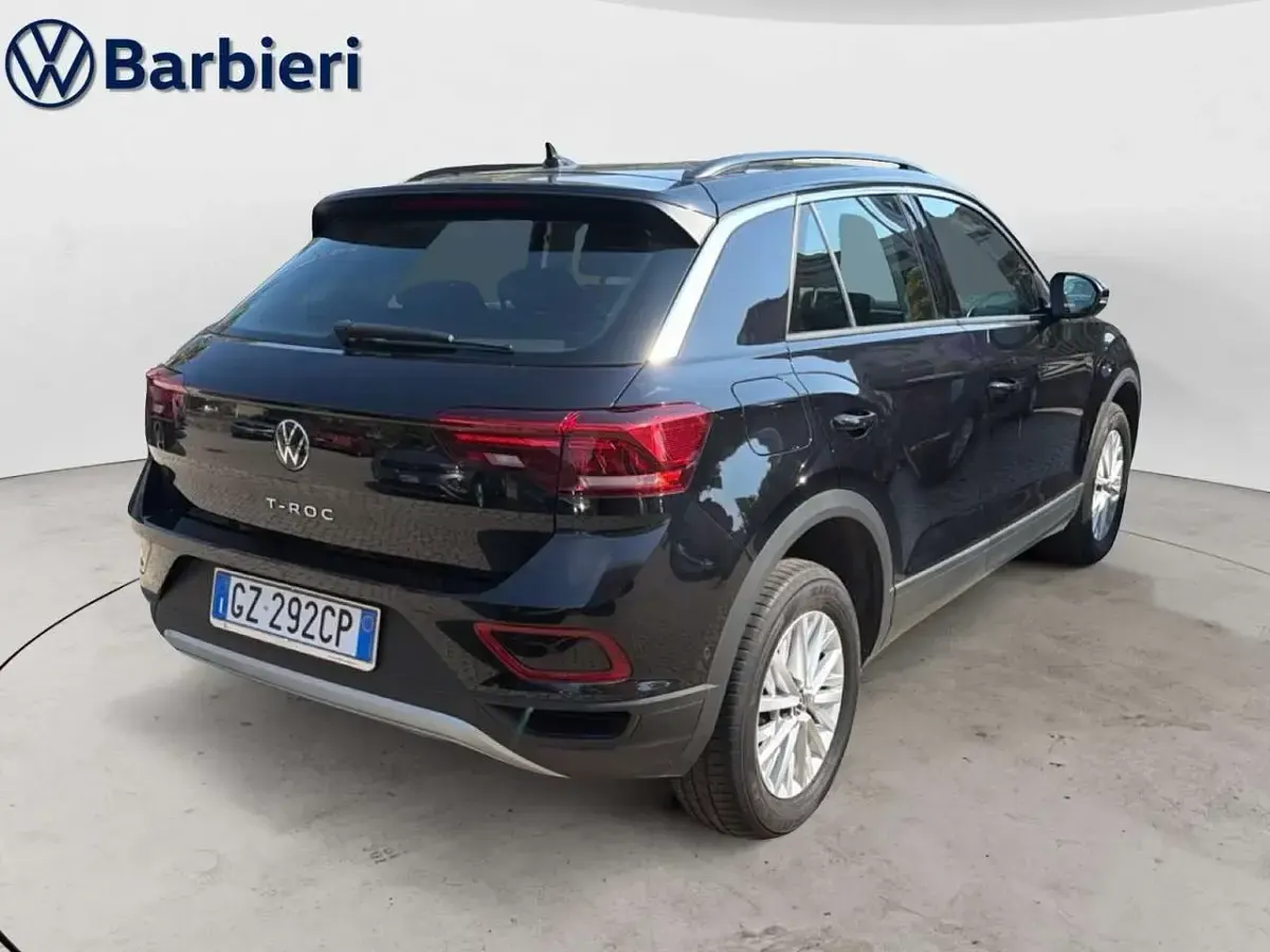 Usata VW T-Roc Life 150 CV (110 kW) 2025 Nero SUV