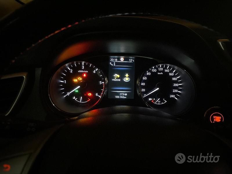 Usata Nissan X-Trail 131 CV (96 kW) 2014 Nero SUV
