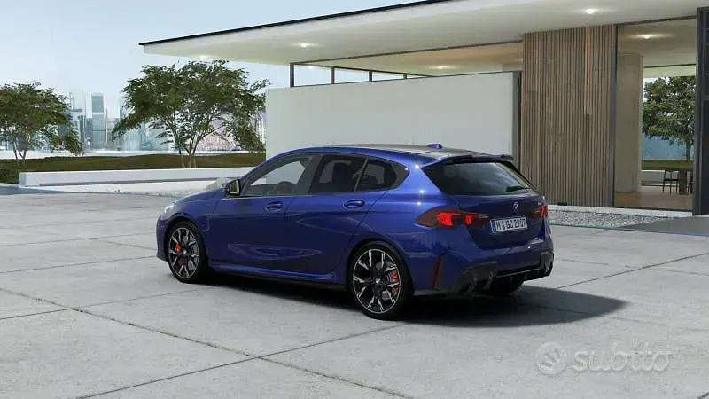 Nuova BMW 120 M Sport 156 CV (114 kW) 2026 Bluazzurro Utilitaria