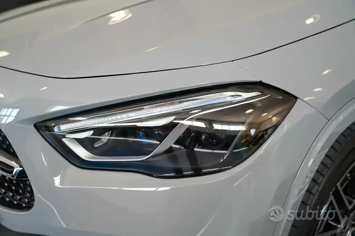 Usata Mercedes GLA220 AMG Line Premium 190 CV (139 kW) 2025 Grigio SUV