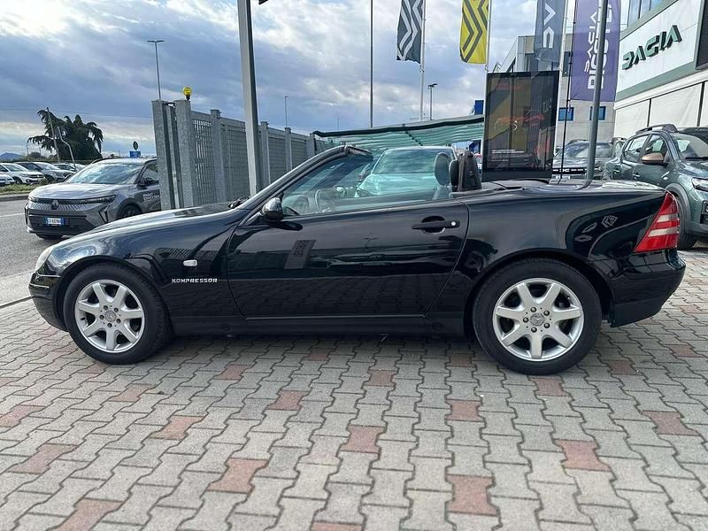 Usata Mercedes SLK200 192 CV (141 kW) 1999 Nero Cabrio