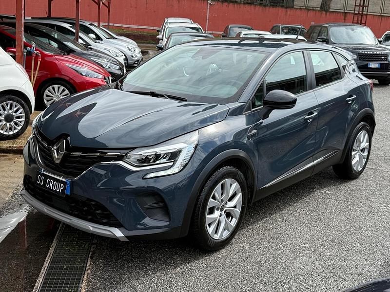 Usata Renault Captur Business 95 CV (69 kW) 2020 Grigio SUV