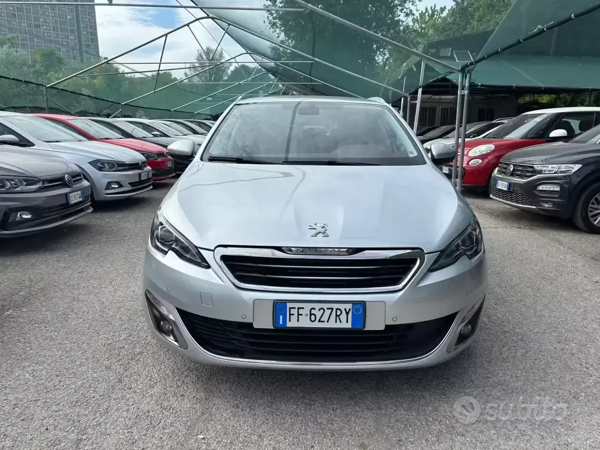 Begagnad Peugeot 308 Allure 120 HK (88 kW) 2016 Grå Kombi