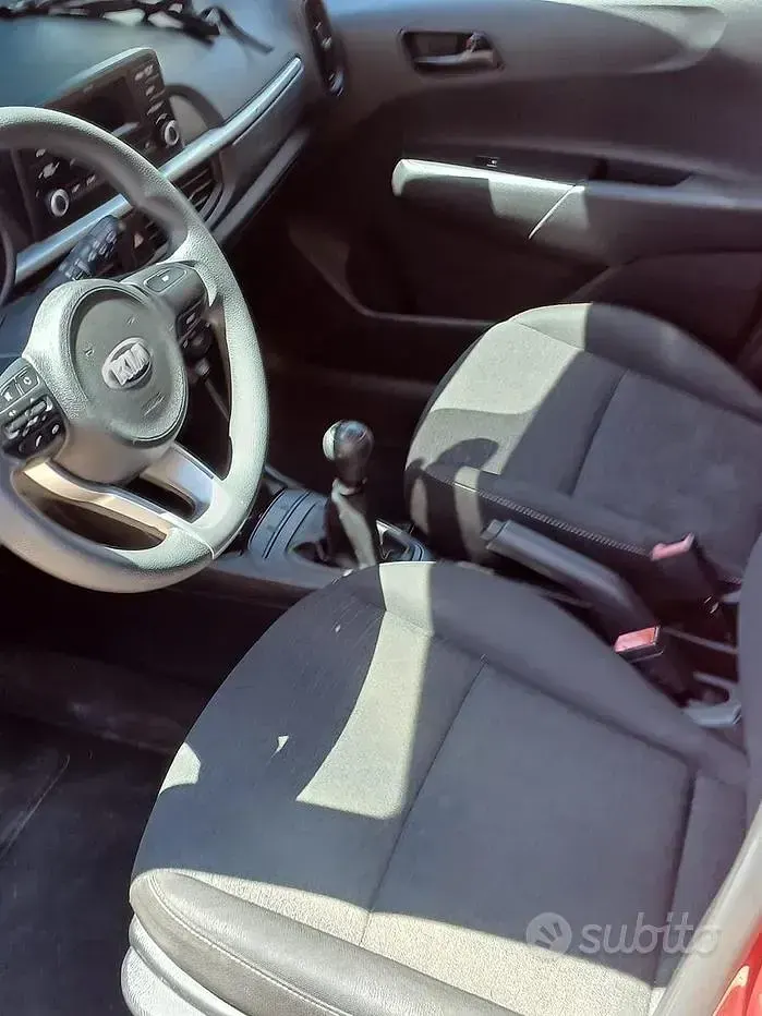 Usata Kia Picanto 61 CV (44 kW) 2019 Rosso Utilitaria