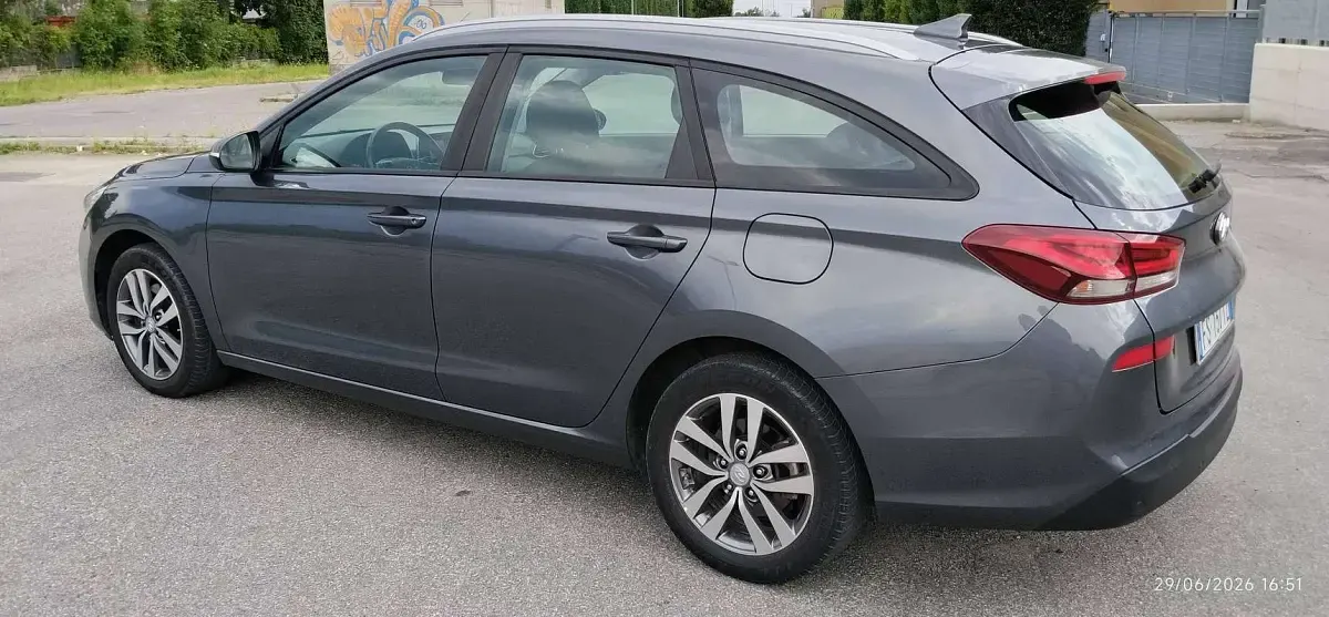 Usata Hyundai i30 110 CV (80 kW) 2018 Station wagon