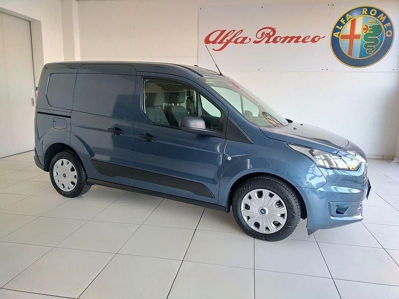 Begagnad Ford Transit Trend 101 HK (74 kW) 2024 Grå Van