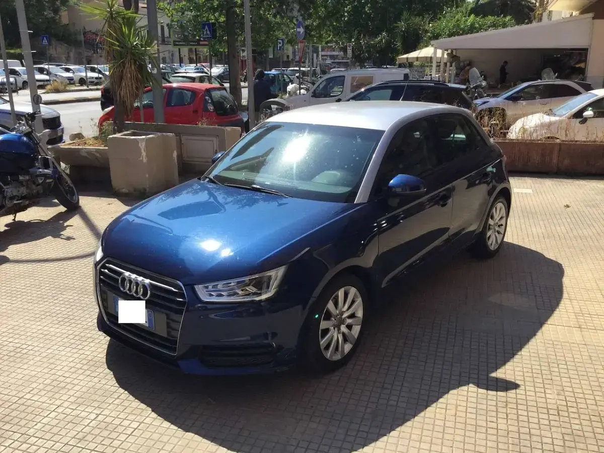 Usata Audi A1 Sportback Admired 116 CV (85 kW) 2016 Blu/azzurro Utilitaria