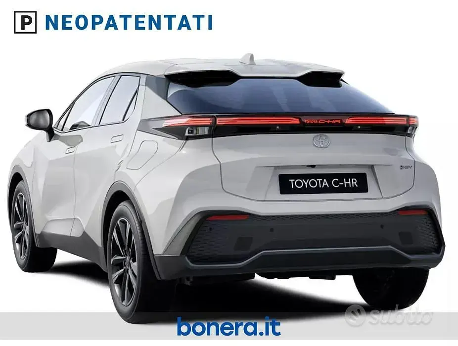 Nuova Toyota C-HR Trend 140 CV (102 kW) 2026 Bianco SUV
