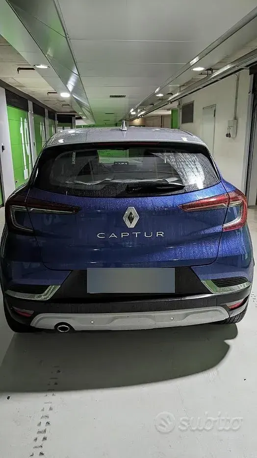 Usata Renault Captur Intens 116 CV (85 kW) 2020 Bluazzurro SUV