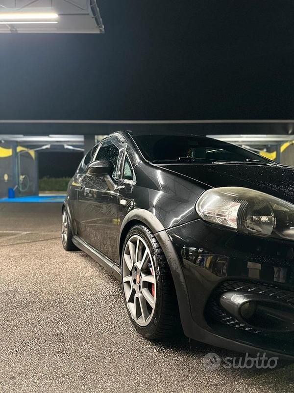 Usata Abarth Grande Punto 155 CV (114 kW) 2007 Nero Utilitaria