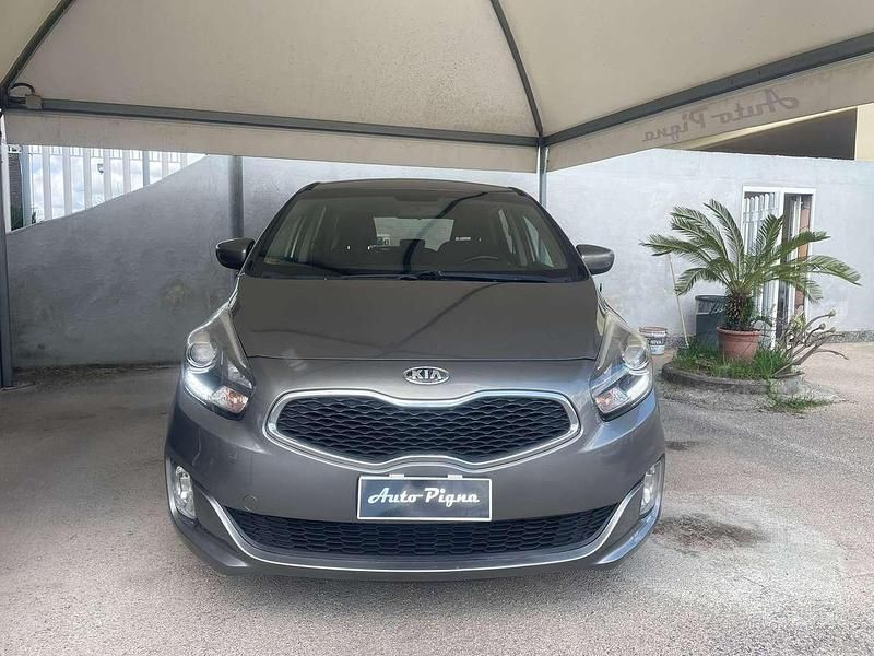 Usata Kia Carens 116 CV (85 kW) 2014 Grigio Monovolume