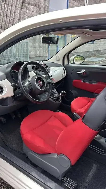 Usata Fiat 500 Lounge 69 CV (50 kW) 2012 Bianco Utilitaria