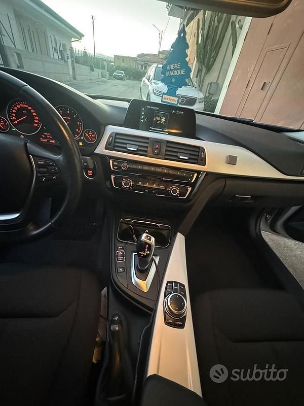 Usata BMW 318 2018 Grigio Station wagon