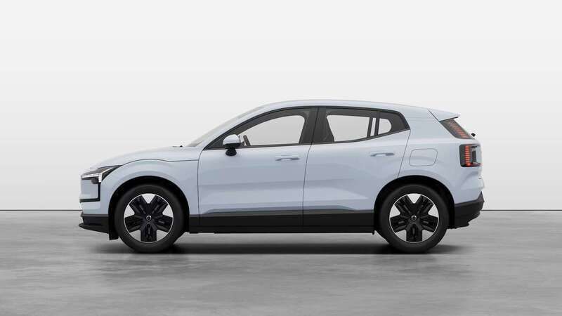 Usata Volvo EX30 Core 200 kW (272 CV) 2024 Vapour grey SUV