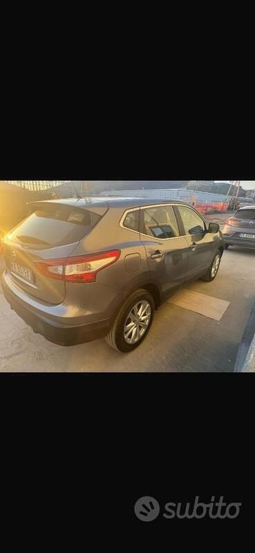 Usata Nissan Qashqai 2017 Grigio SUV
