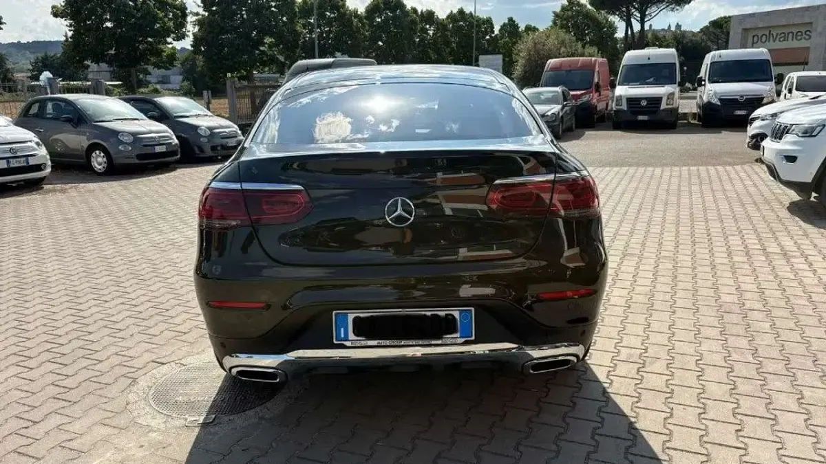 Usata Mercedes GLC200 163 CV (119 kW) 2020 Nero SUV