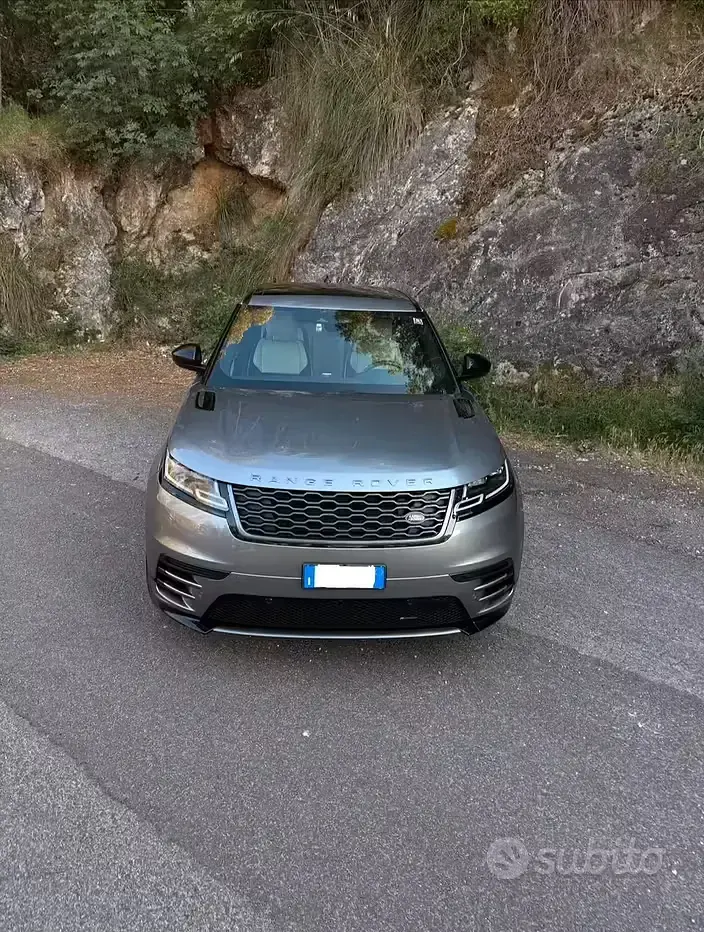 Usata Land Rover Range Rover Velar 179 CV (131 kW) 2024 Grigio SUV