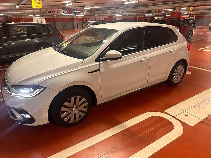 Usata VW Polo R-line 95 CV (69 kW) 2023 Berlina