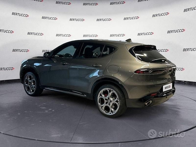 Usata Alfa Romeo Tonale Edizione Speciale 280 CV (205 kW) 2023 Grigio SUV