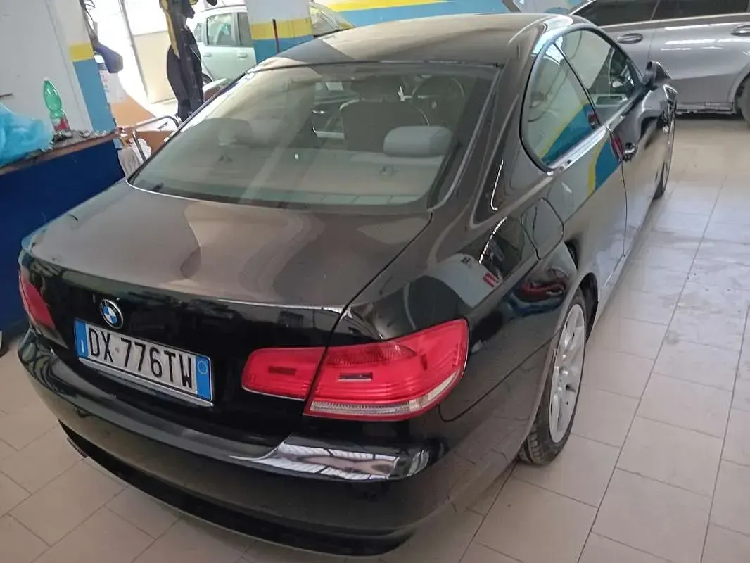 Usata BMW 320 150 CV (110 kW) 2008 Coupé