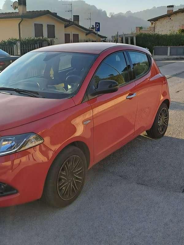 Usata Lancia Ypsilon S 69 CV (50 kW) 2022 Utilitaria