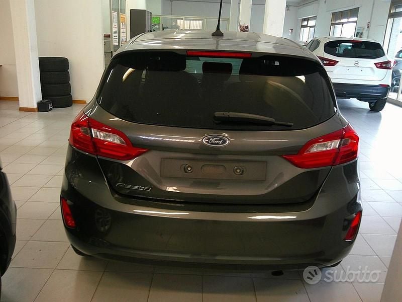 Usata Ford Fiesta ST-Line 85 CV (62 kW) 2019 Grigio Utilitaria