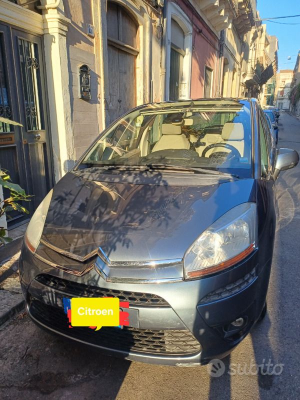 Grigio Usata 2010 Citroën C4 Monovolume | 2500 € (Ottimo prezzo) - Immagine 1/4