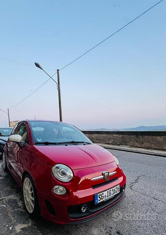 Usata Fiat 500 Abarth 135 CV (99 kW) 2009 Rosso Cabrio